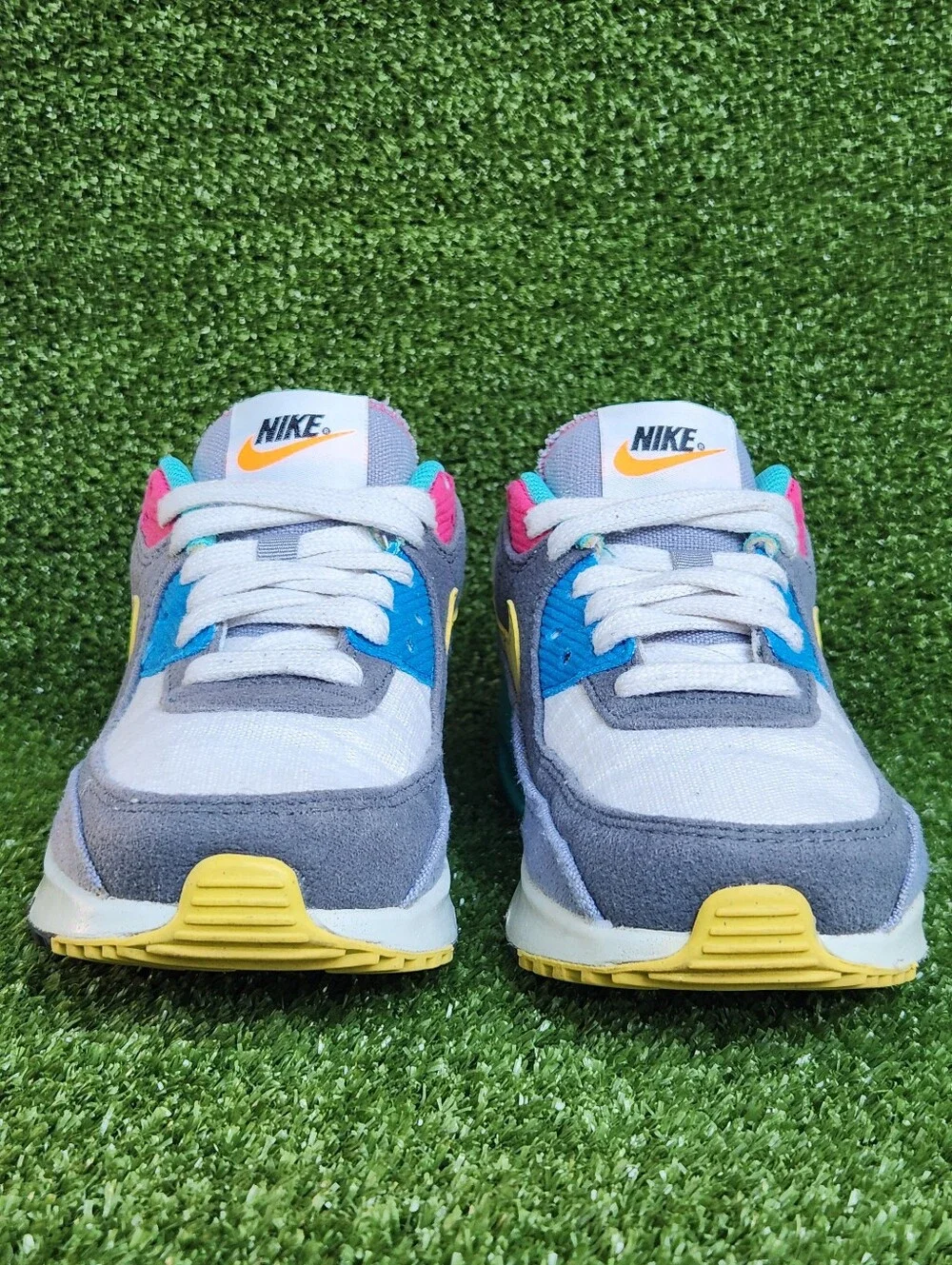 Nike Air Max 90 Sprung Cartepillar Leather Shoes Sneakers Size 4 Youth/Big Boys